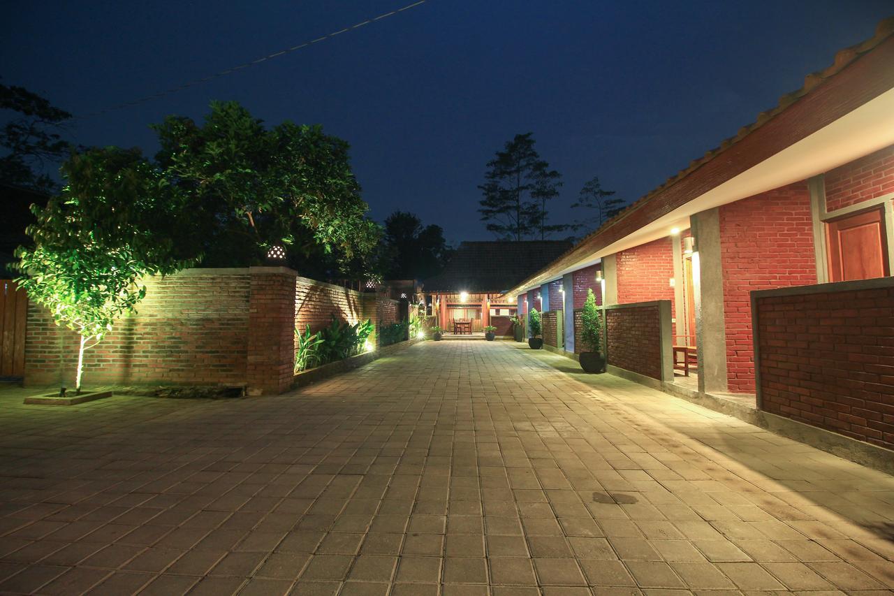 Hotel Wahid Borobudur Magelang Exterior foto